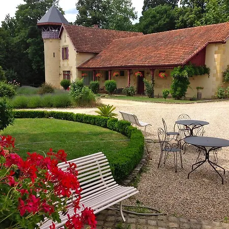 Chateau De Lestaubiere * Douville