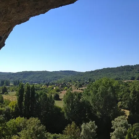 Chateau De Lestaubiere Bed & Breakfast *